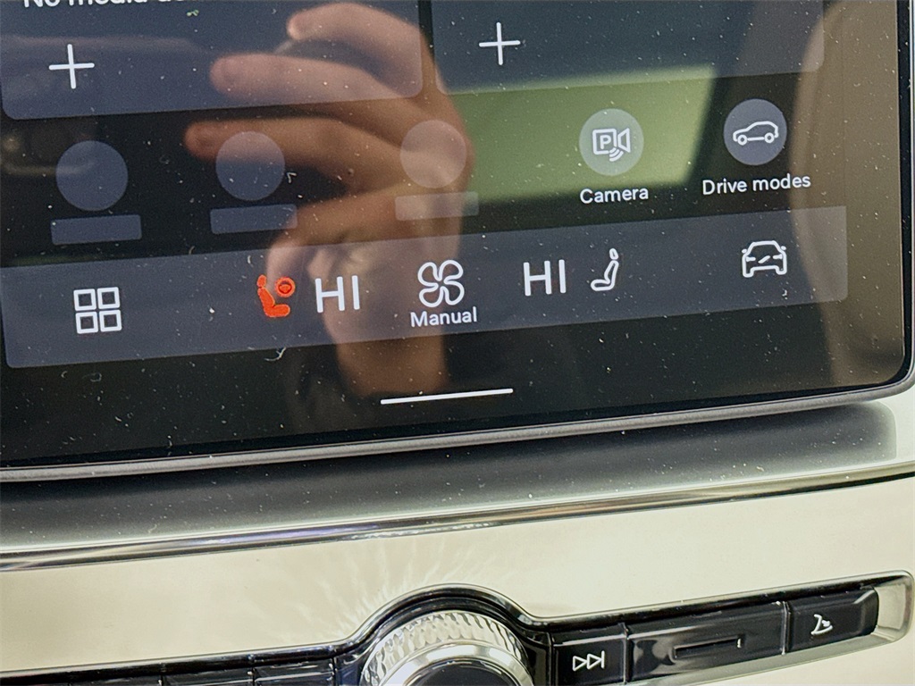 2026 Volvo XC90 Ultra - Photo 21