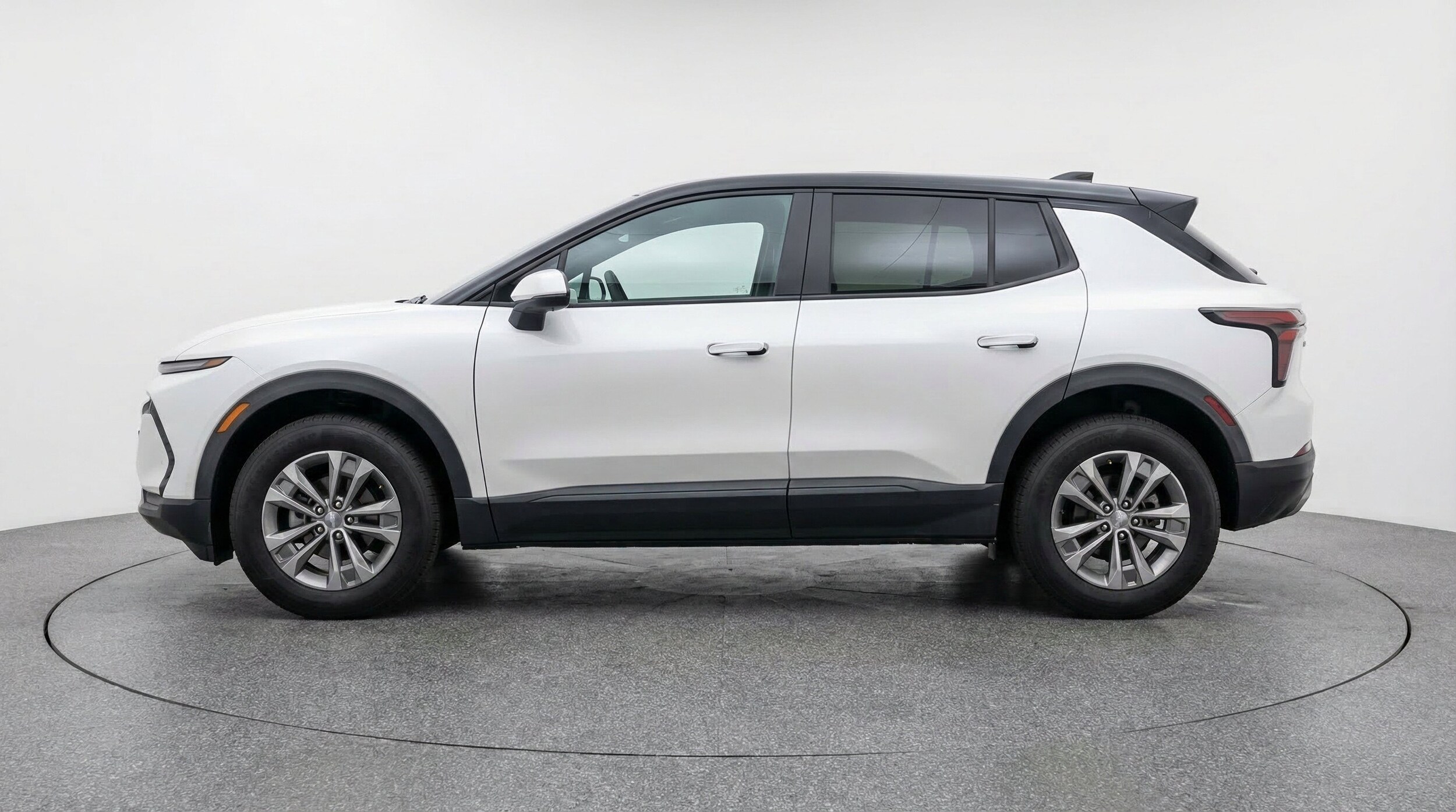 Thumbnail: 2025 Chevrolet Equinox - 5