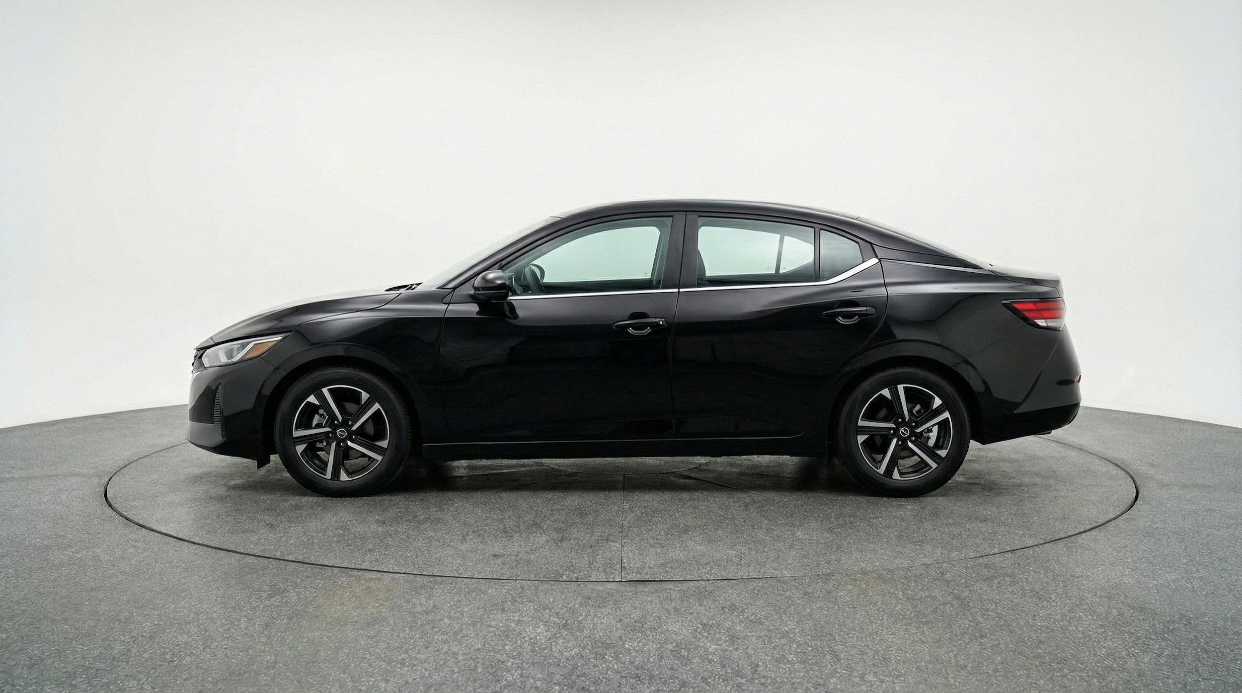 Thumbnail: 2025 Nissan Sentra - 5