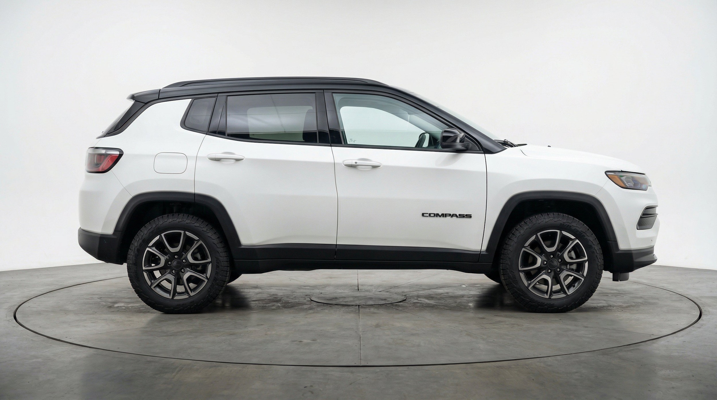 Thumbnail: 2025 Jeep Compass - 11
