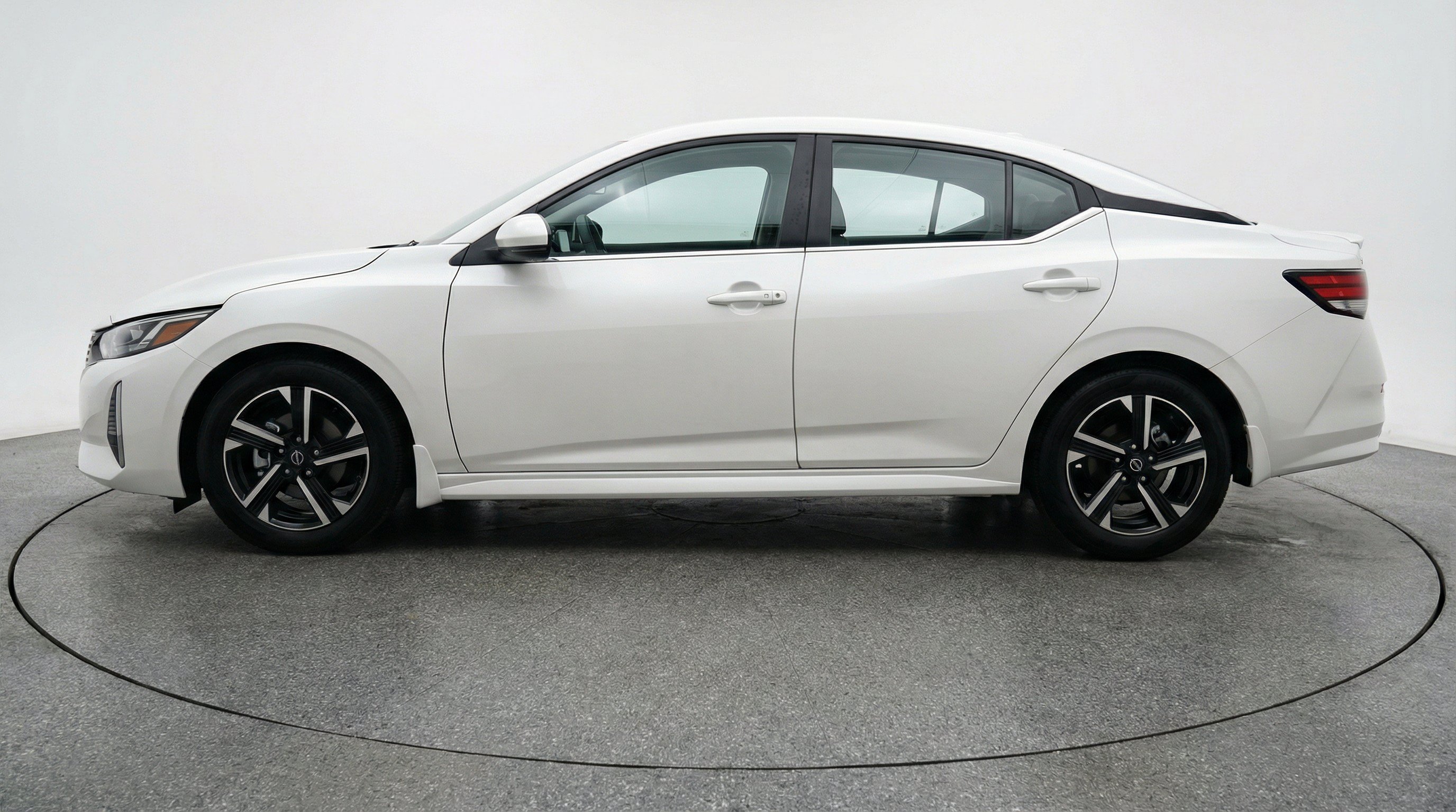 Thumbnail: 2025 Nissan Sentra - 5