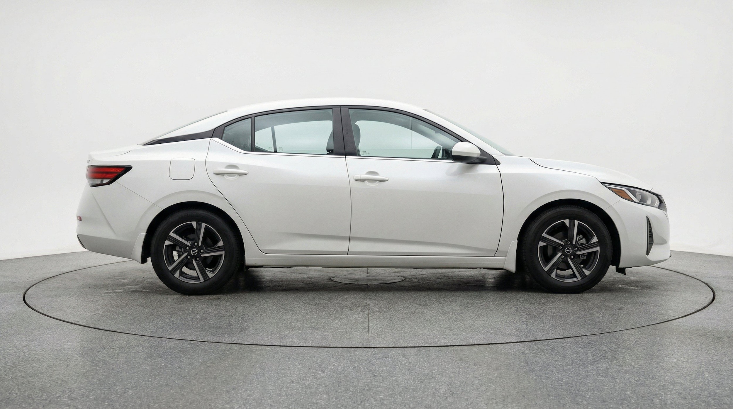 Thumbnail: 2025 Nissan Sentra - 11