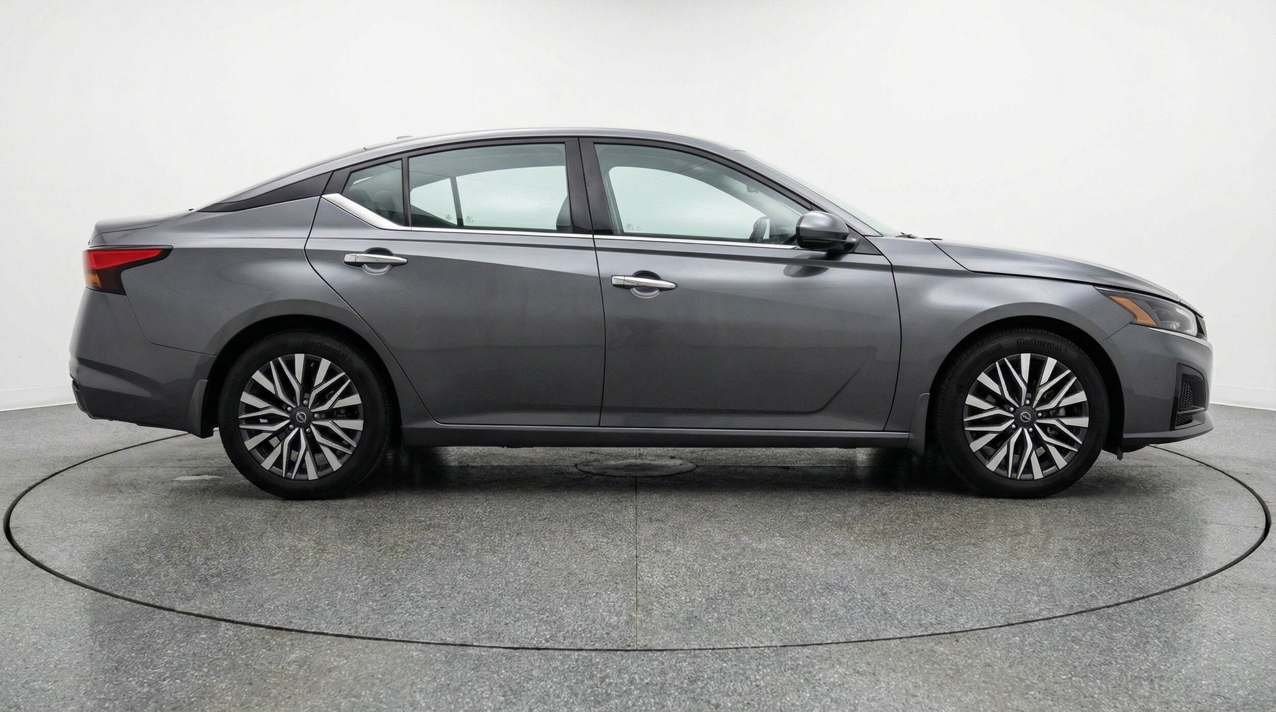 Thumbnail: 2025 Nissan Altima - 10
