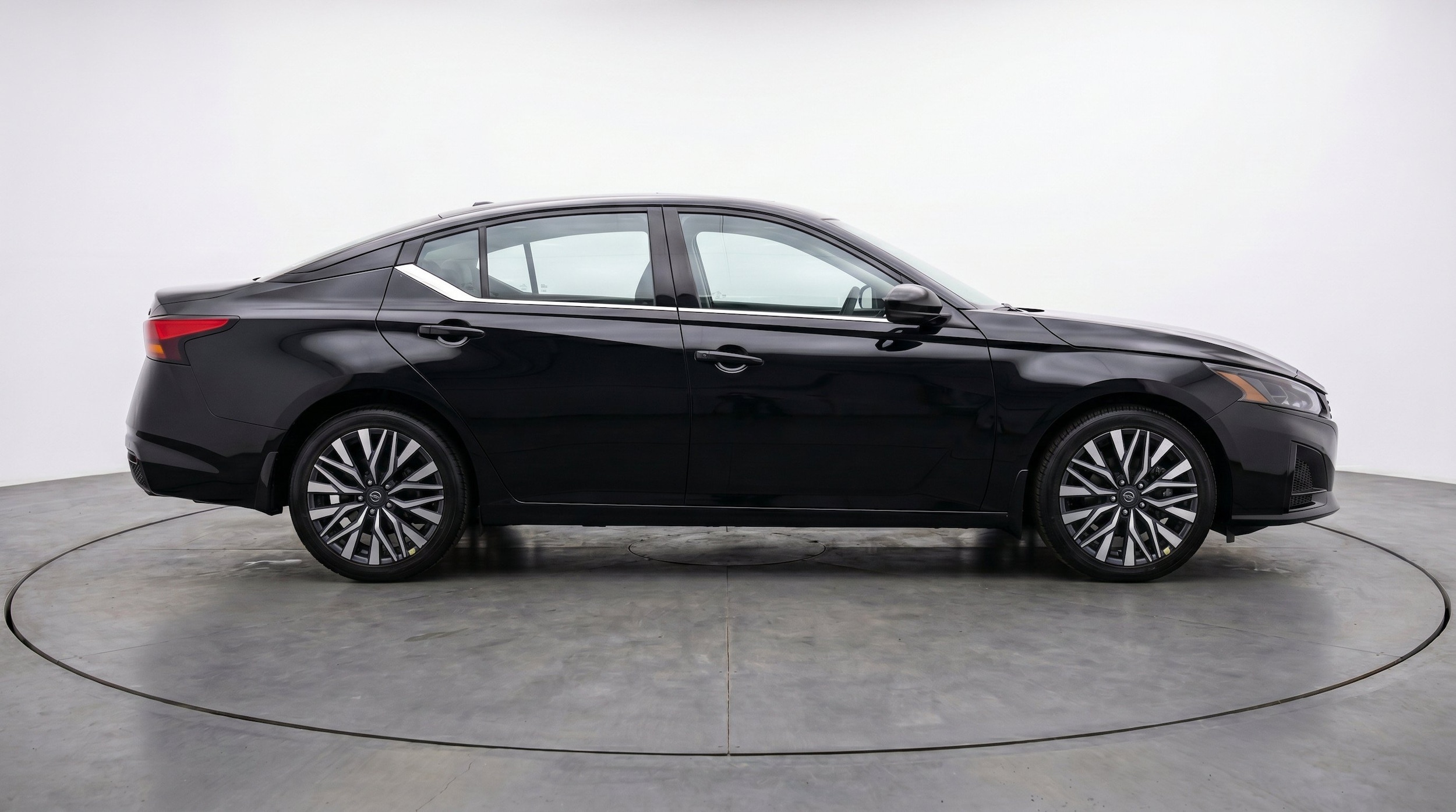 Thumbnail: 2026 Nissan Altima - 10