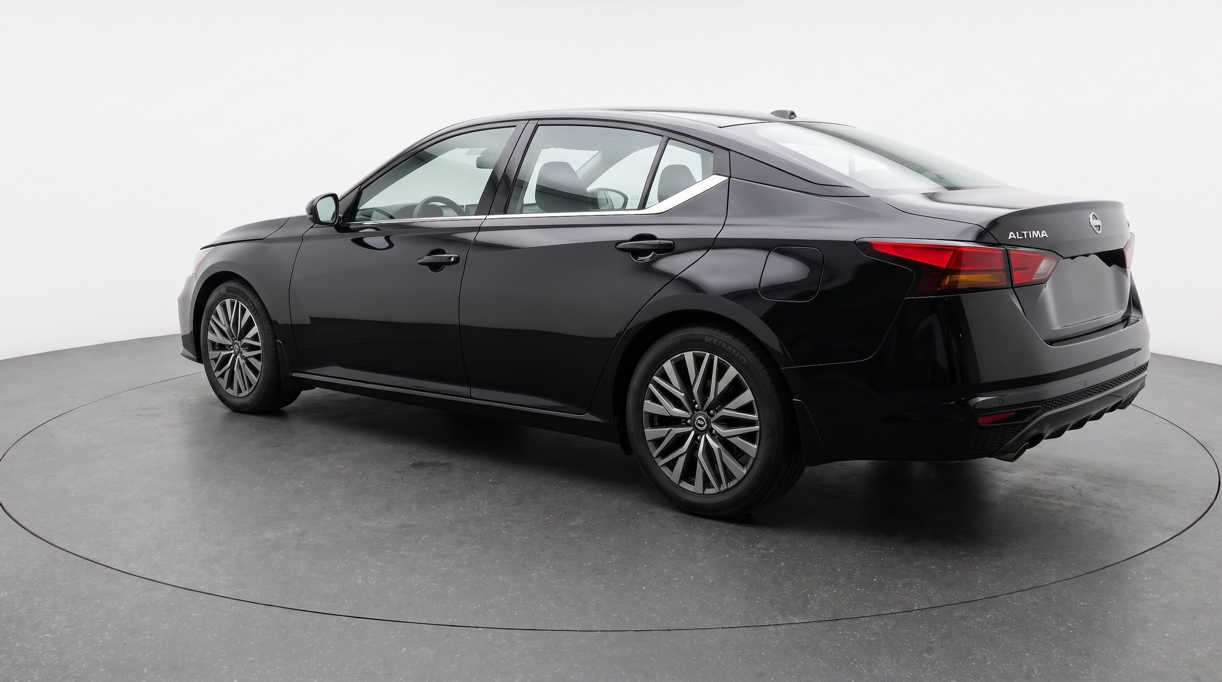 Thumbnail: 2025 Nissan Altima - 6