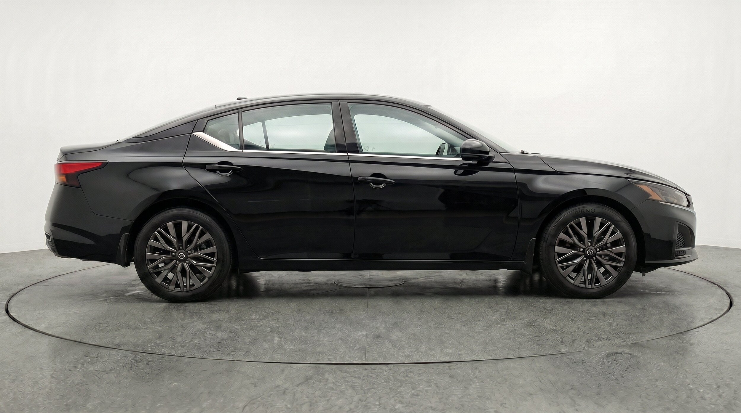 Thumbnail: 2026 Nissan Altima - 10