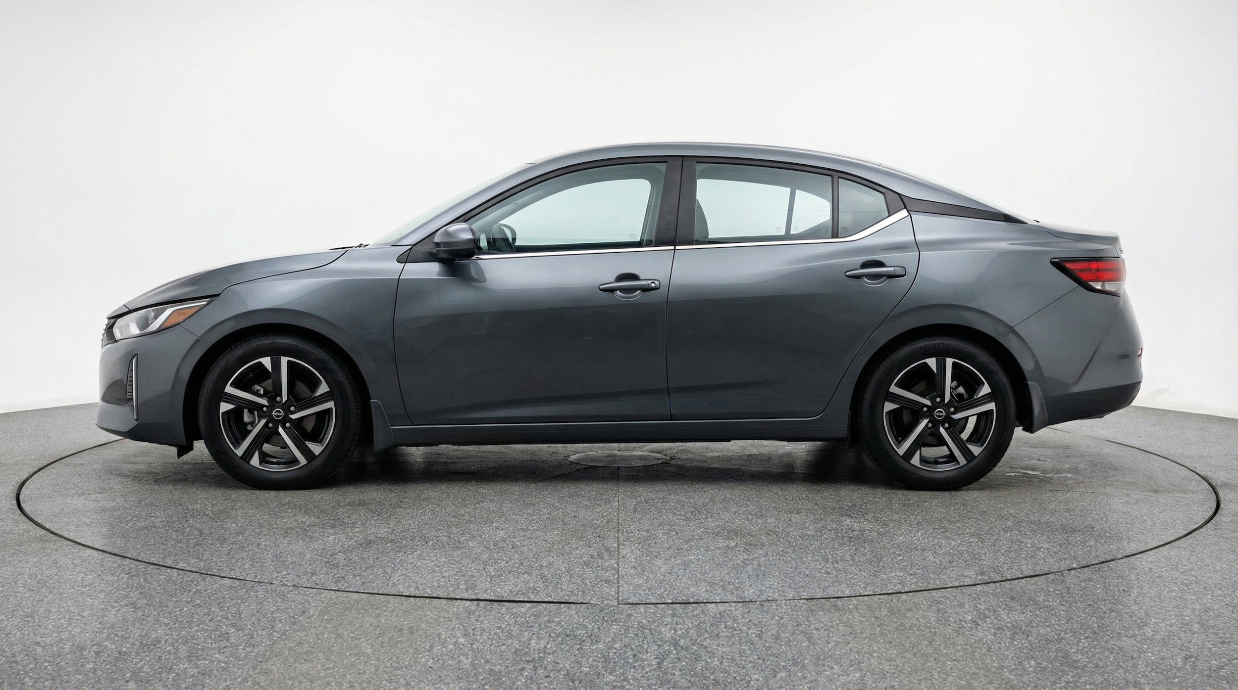 Thumbnail: 2025 Nissan Sentra - 5