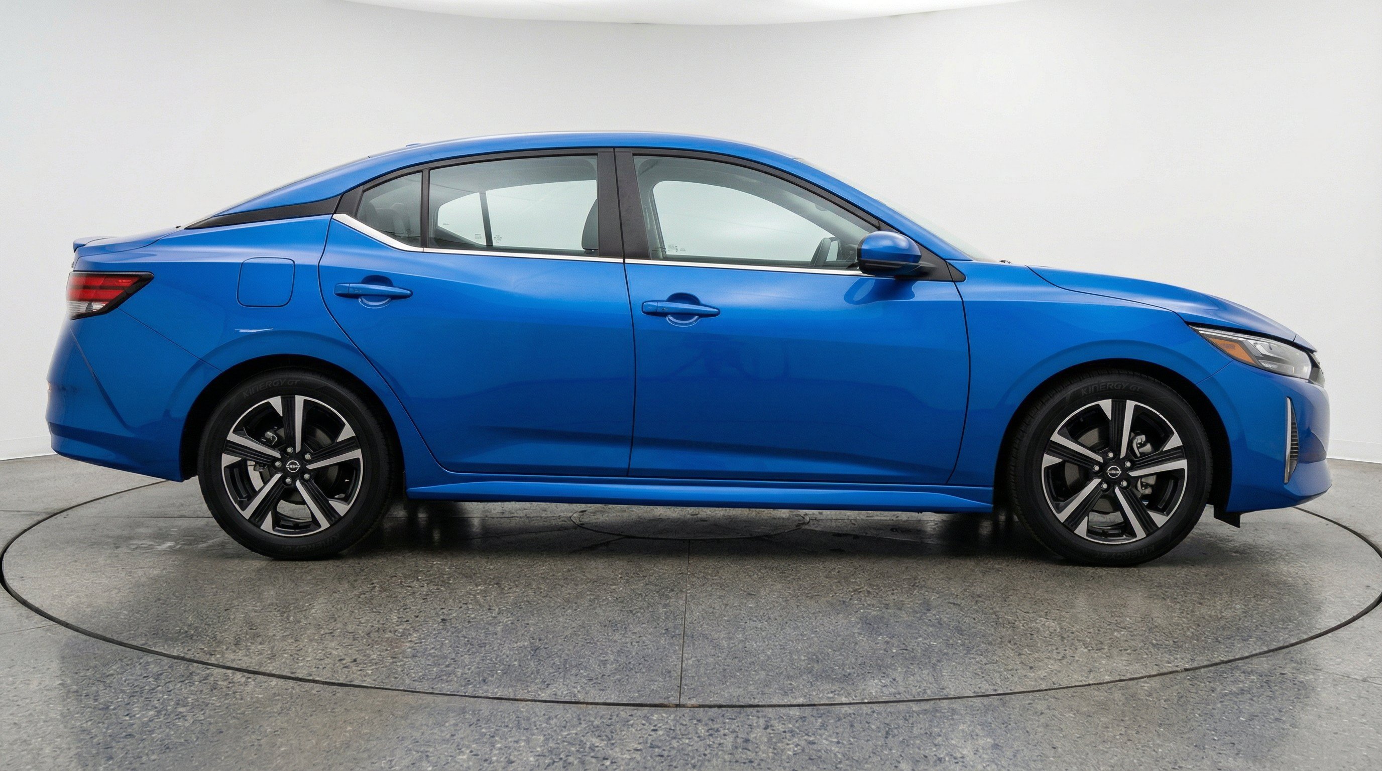 Thumbnail: 2025 Nissan Sentra - 10