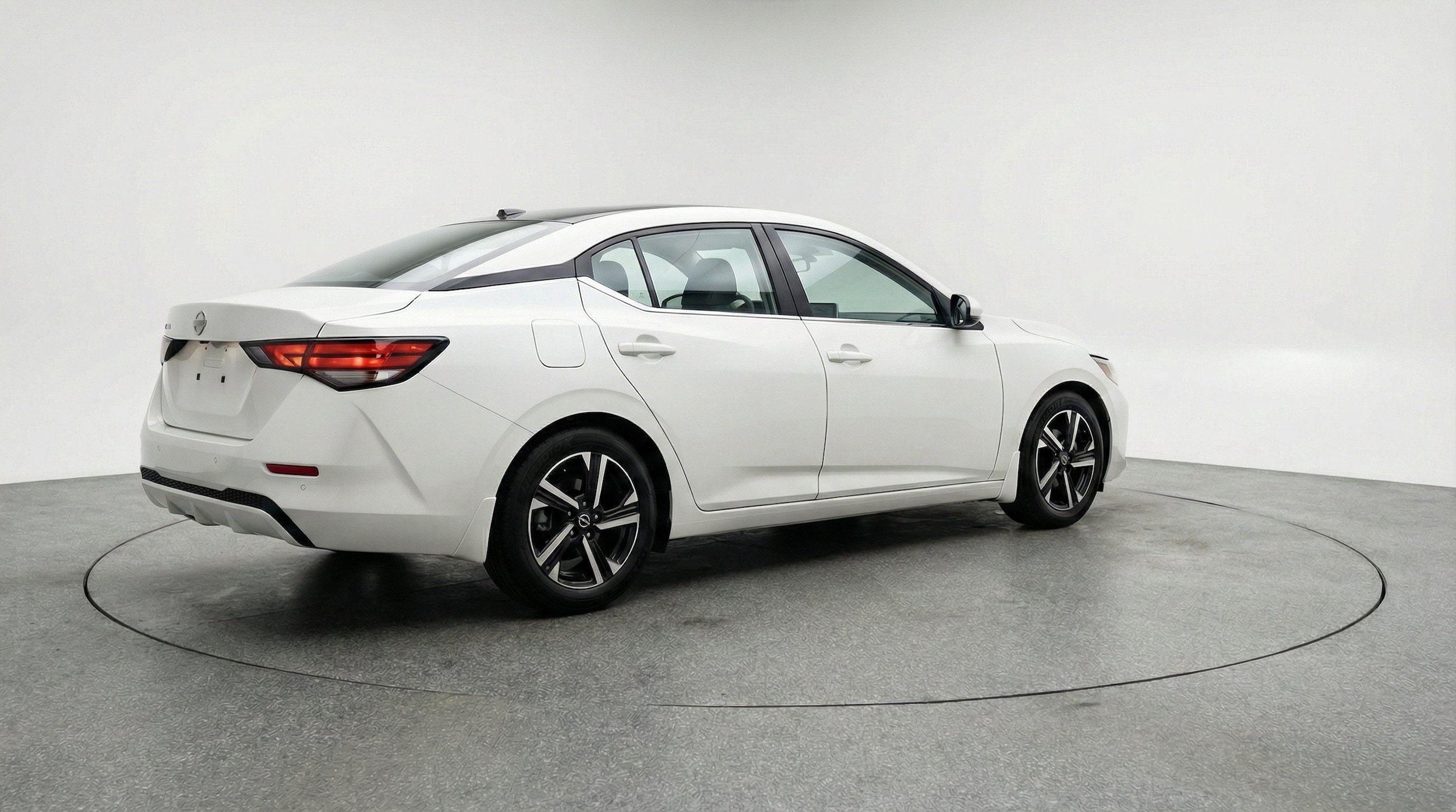 Thumbnail: 2025 Nissan Sentra - 9