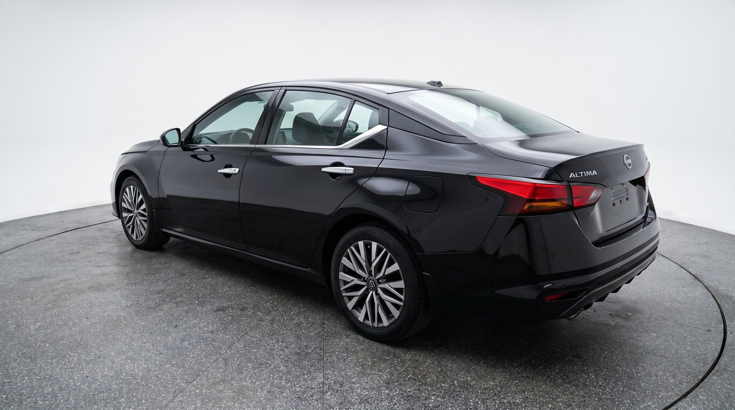 Thumbnail: 2025 Nissan Altima - 6