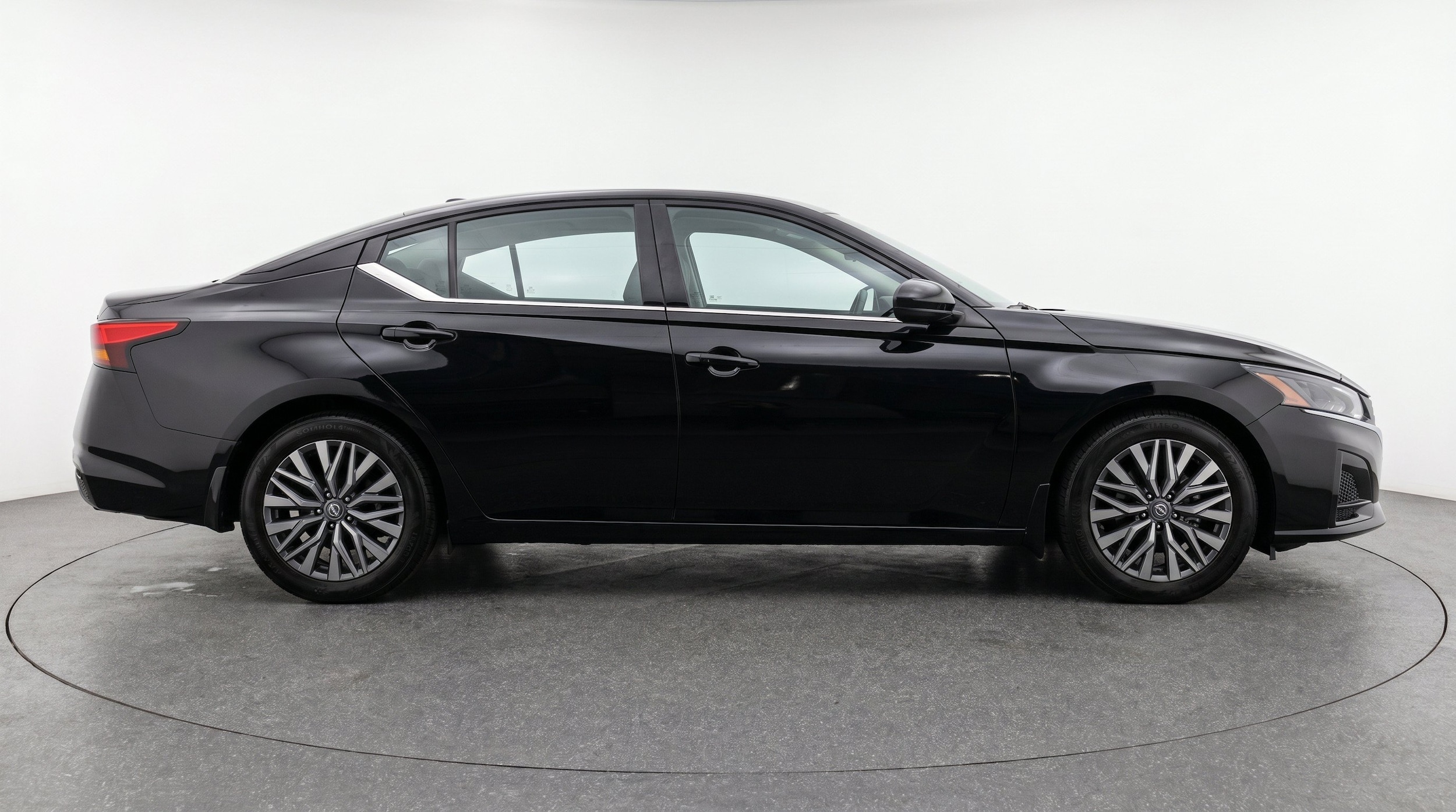 Thumbnail: 2026 Nissan Altima - 10