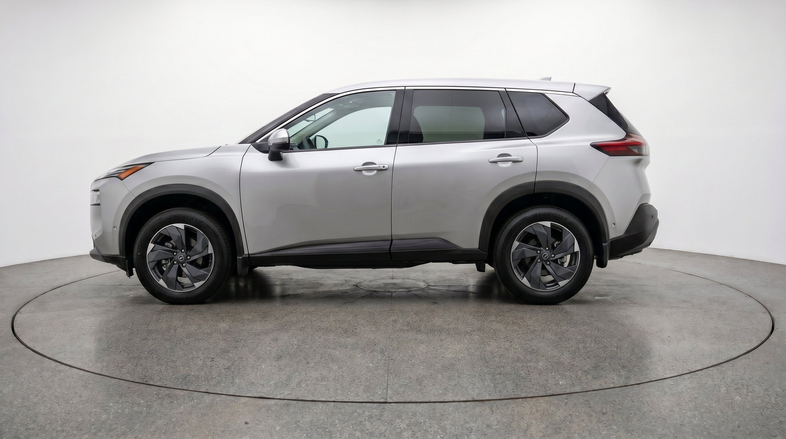 Thumbnail: 2025 Nissan Rogue - 5