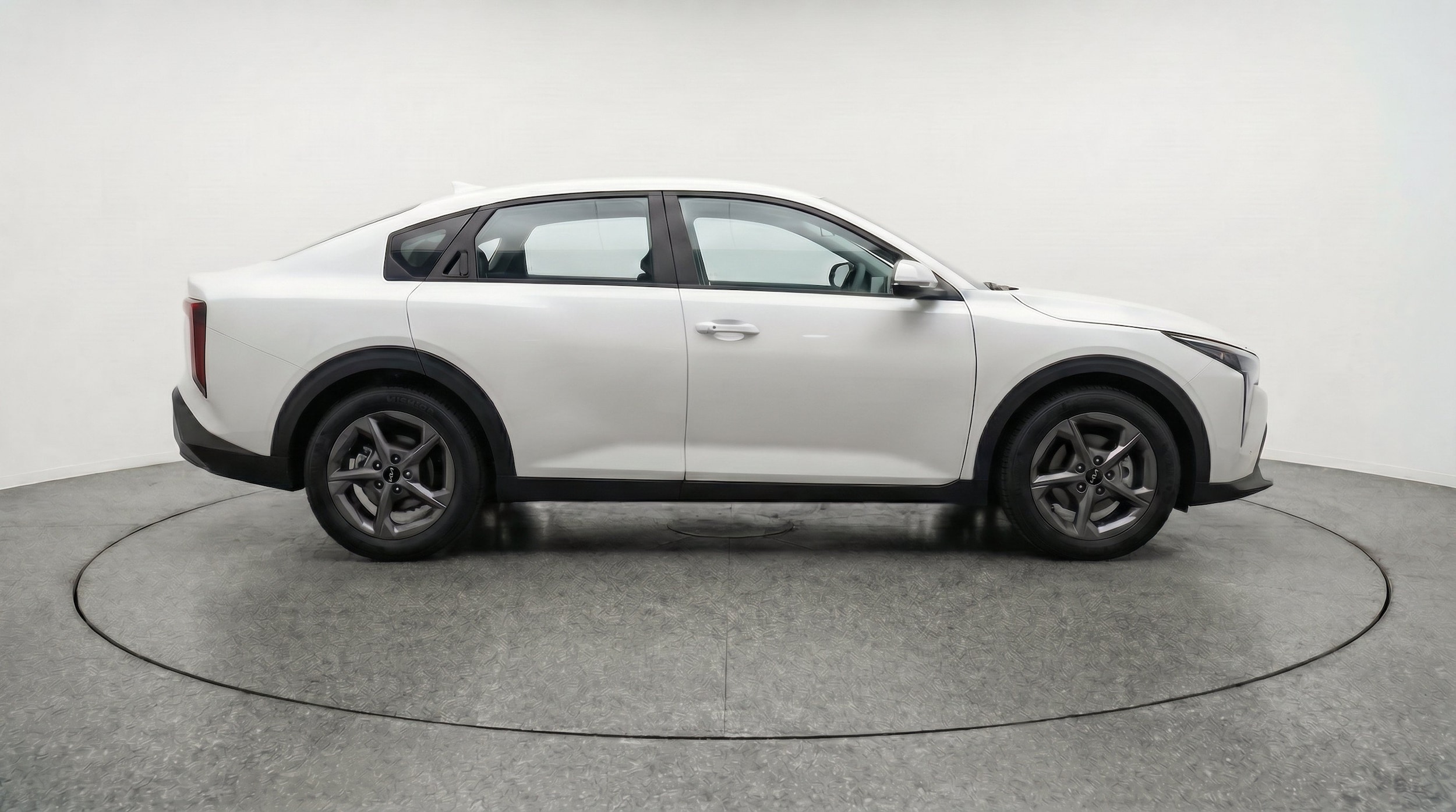 Thumbnail: 2026 Kia K4 - 10