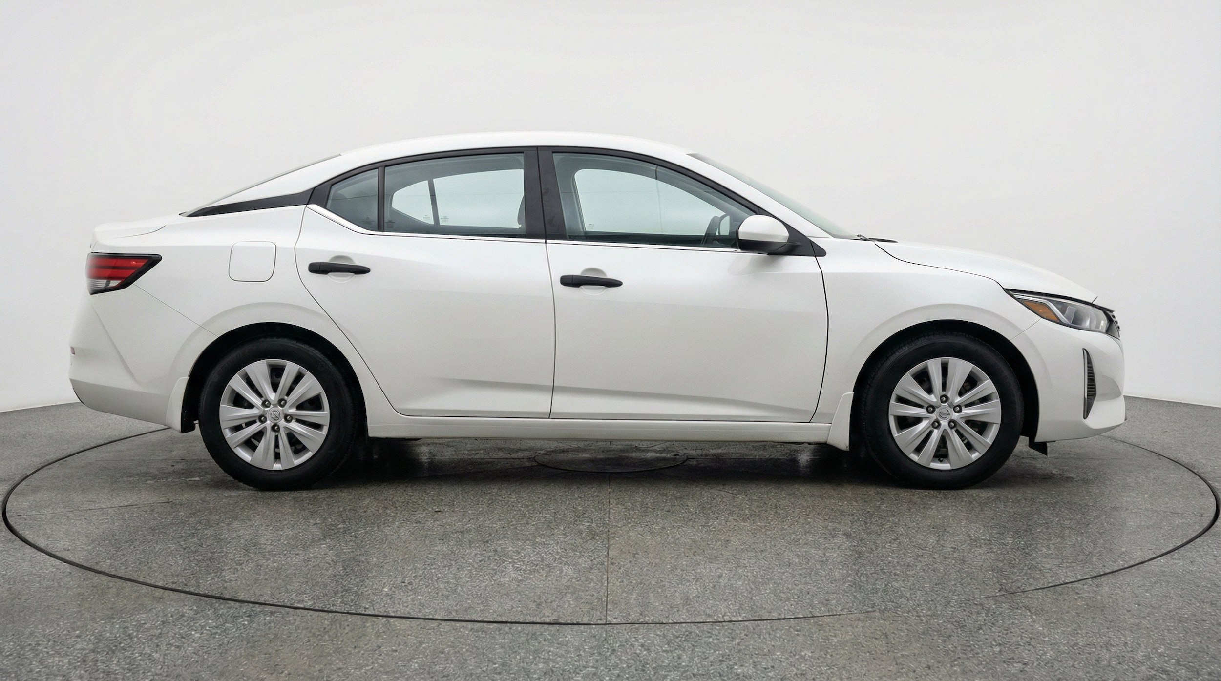 Thumbnail: 2025 Nissan Sentra - 10