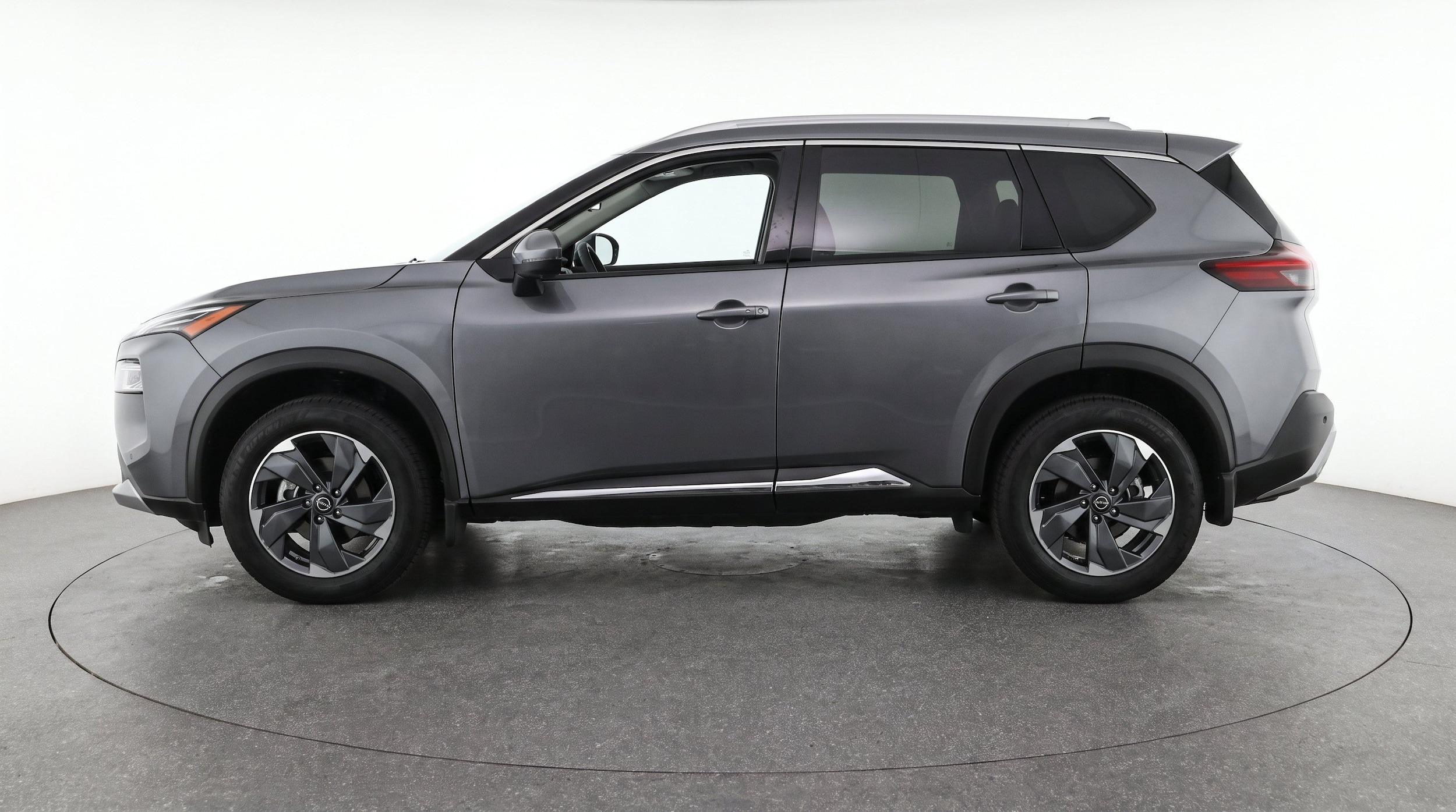 Thumbnail: 2025 Nissan Rogue - 5