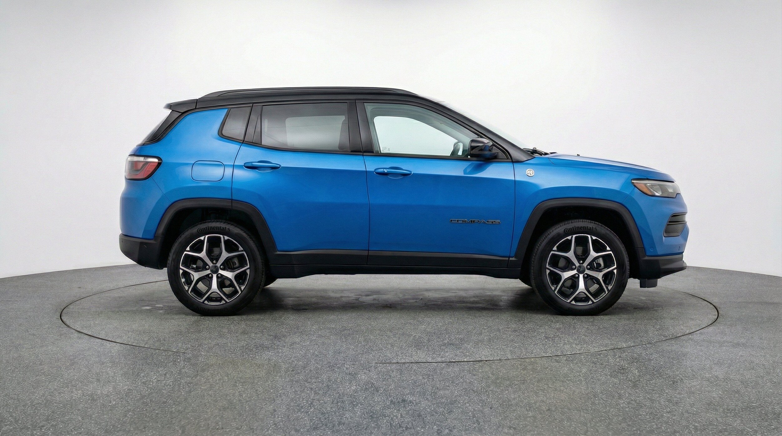 Thumbnail: 2025 Jeep Compass - 10