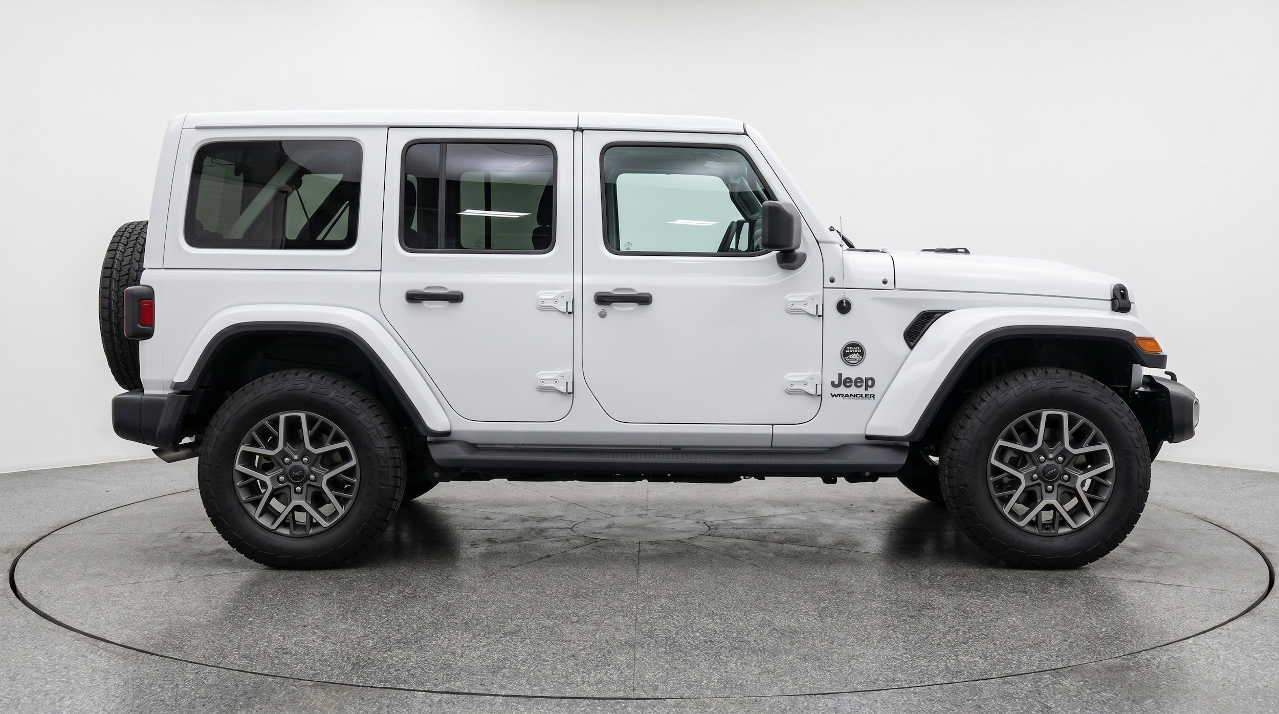 Thumbnail: 2025 Jeep Wrangler - 10