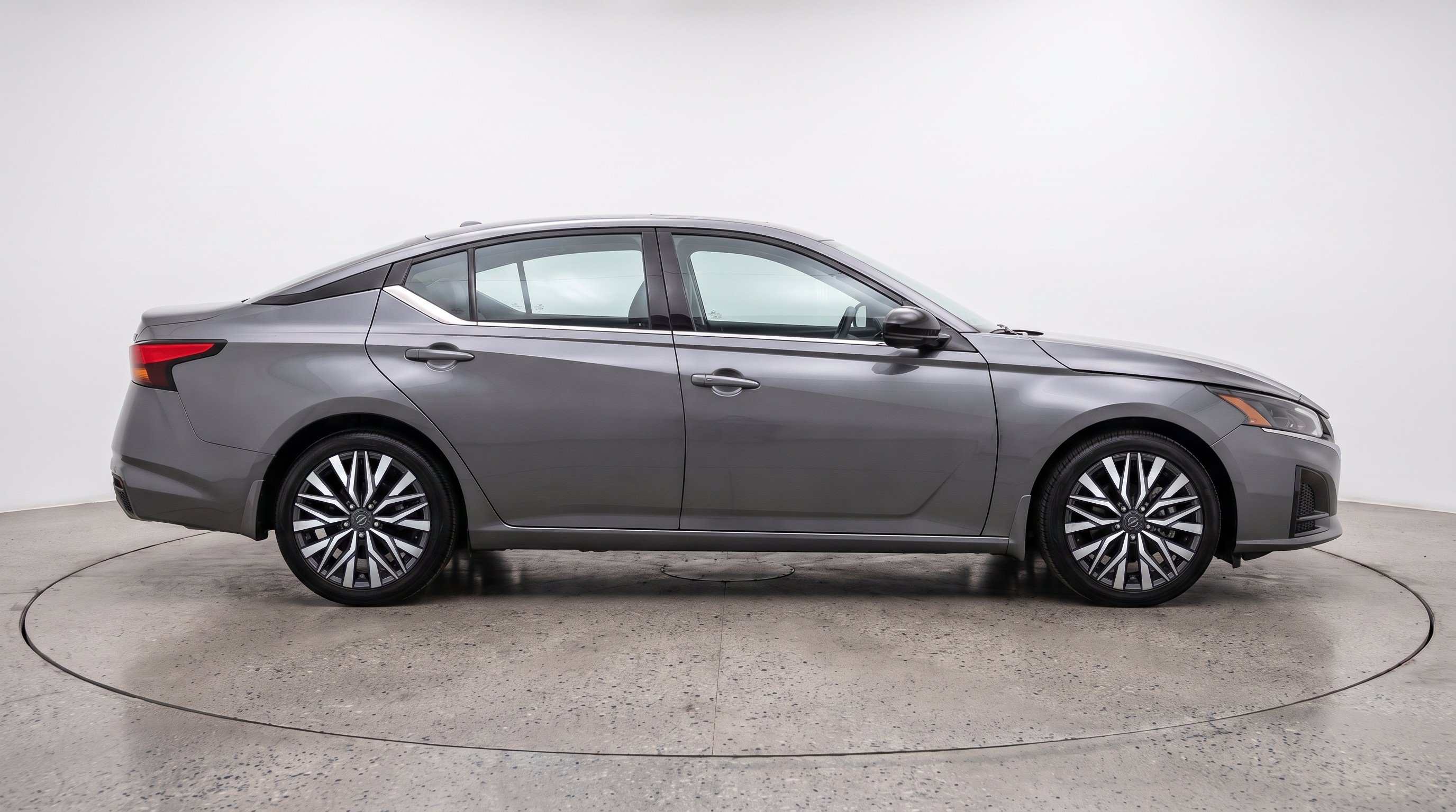 Thumbnail: 2025 Nissan Altima - 10