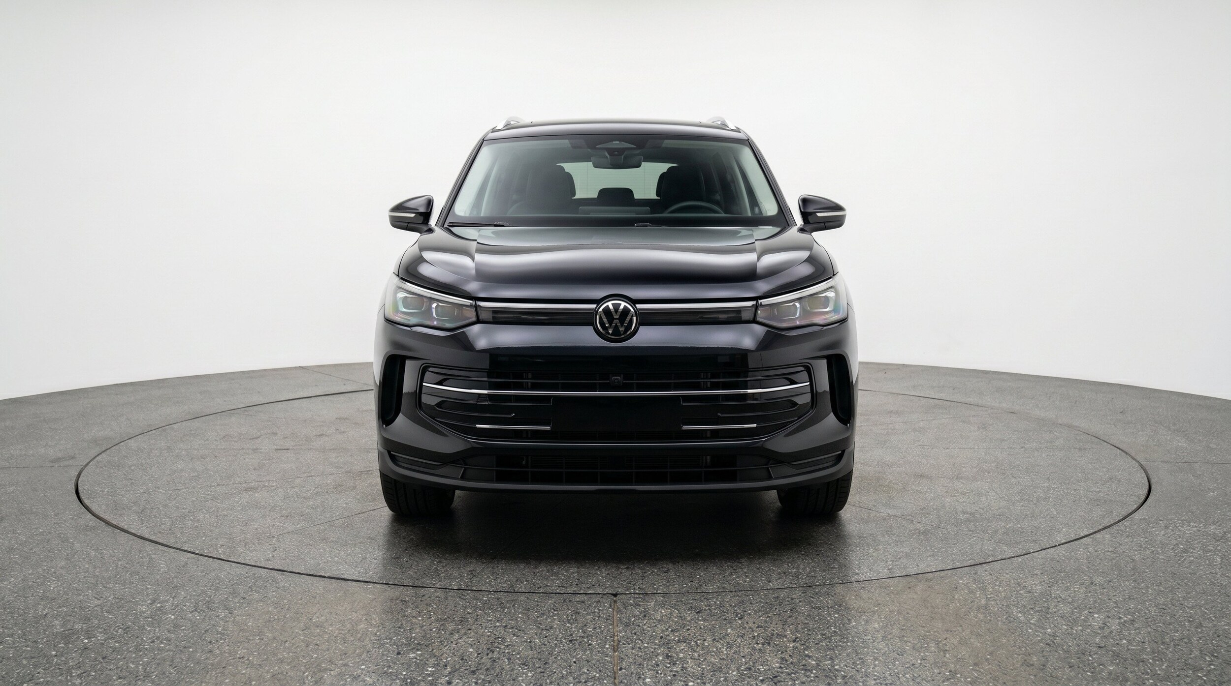 Thumbnail: 2026 Volkswagen Tiguan - 2