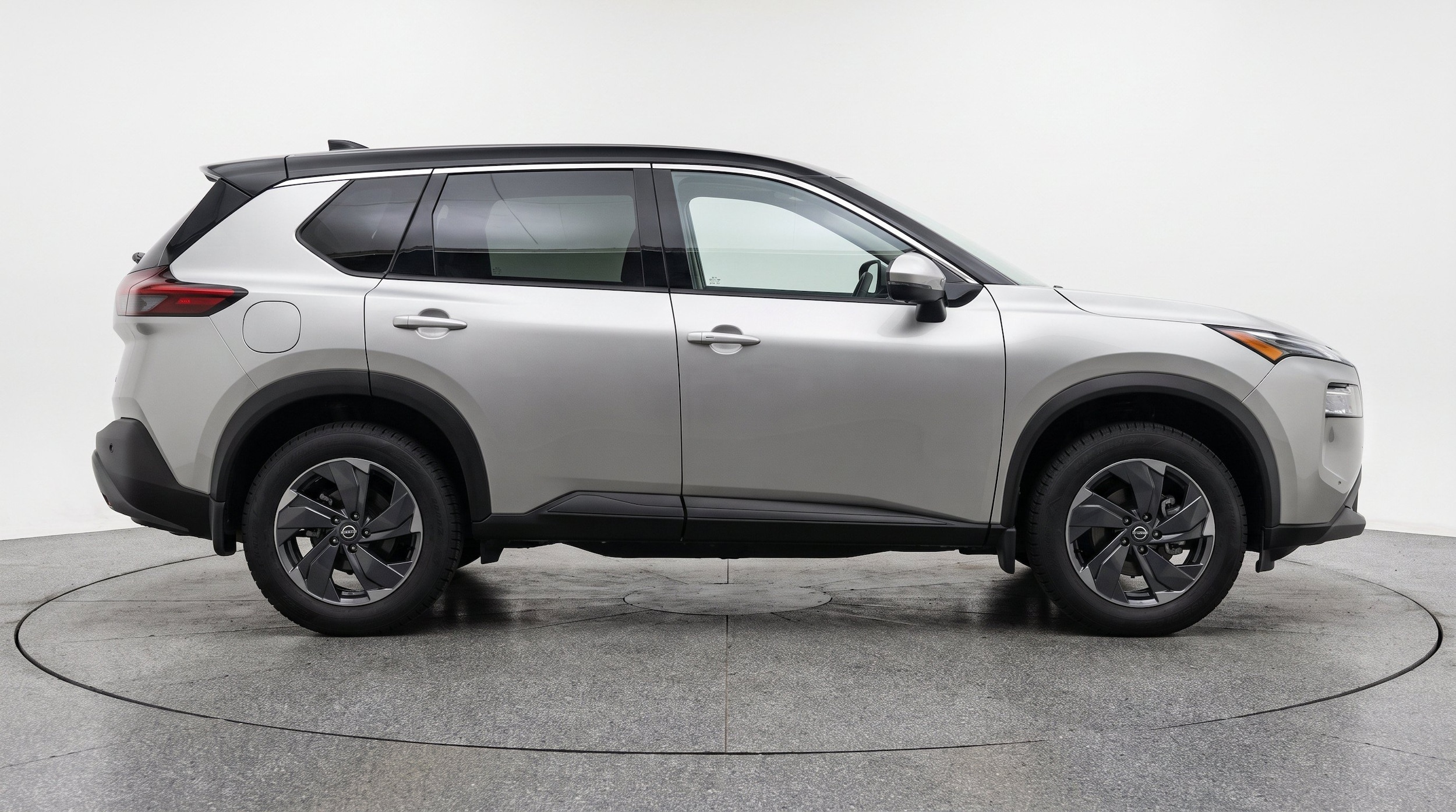 Thumbnail: 2025 Nissan Rogue - 10
