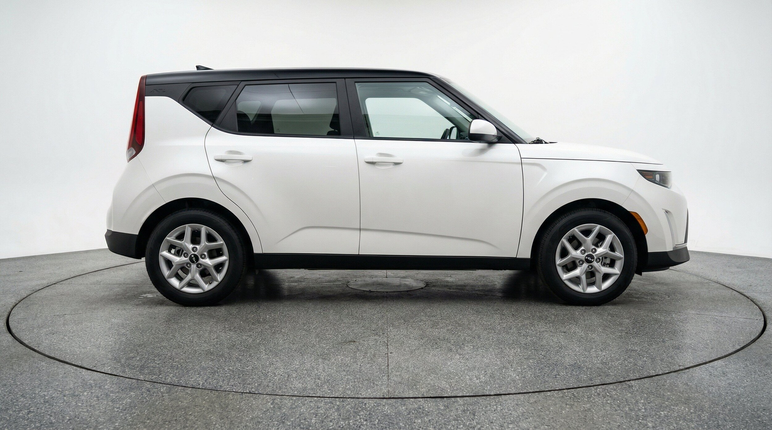 Thumbnail: 2025 Kia Soul - 10