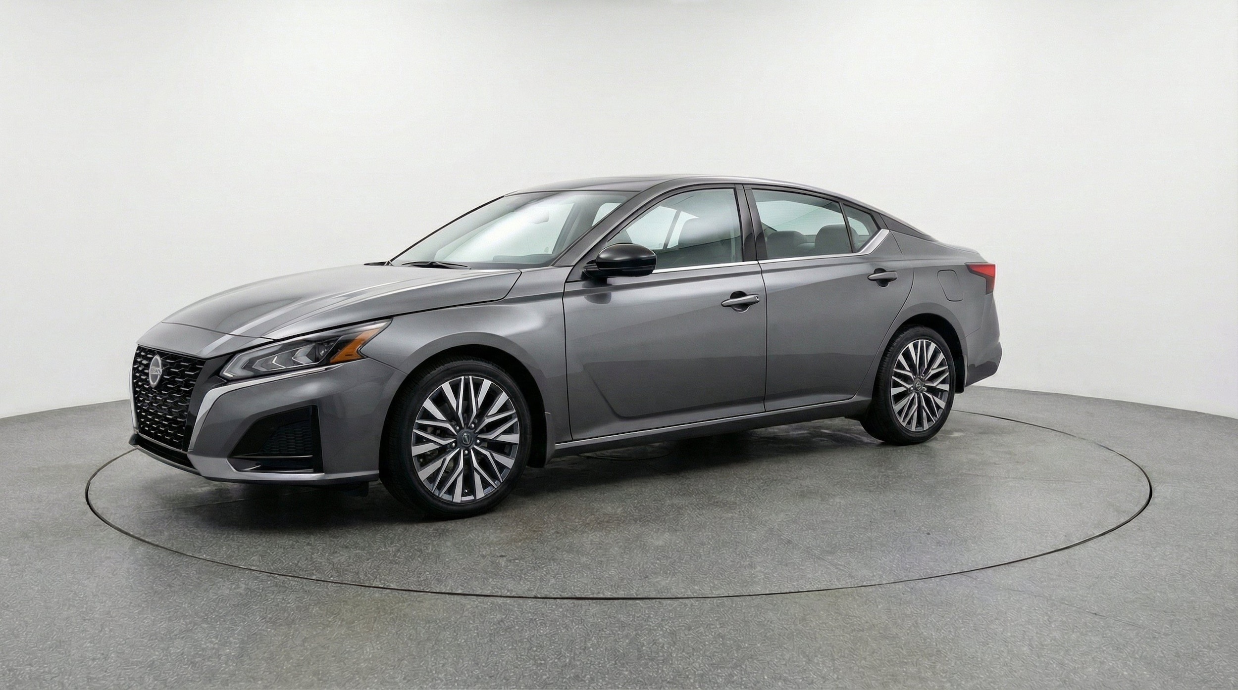 Thumbnail: 2025 Nissan Altima - 3