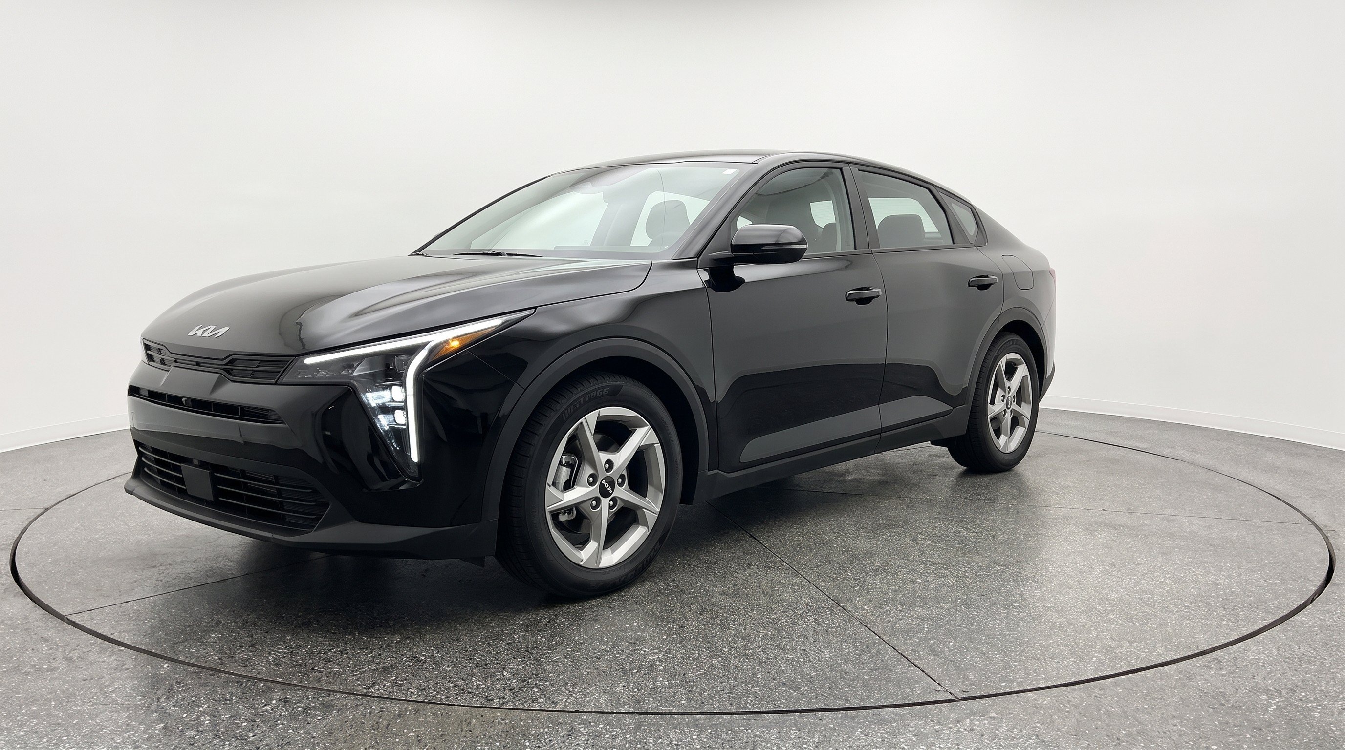 Thumbnail: 2025 Kia K4 - 3