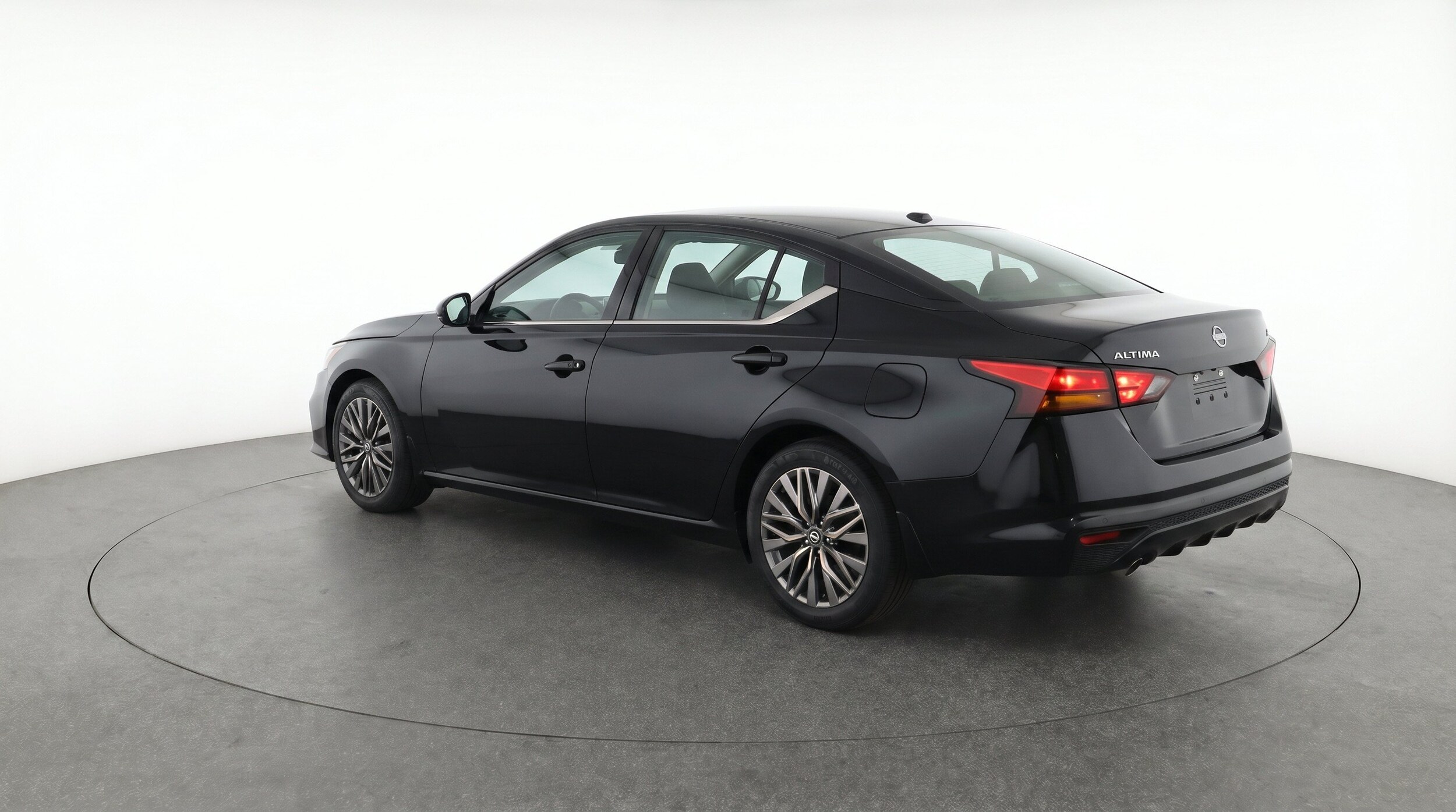 Thumbnail: 2026 Nissan Altima - 6
