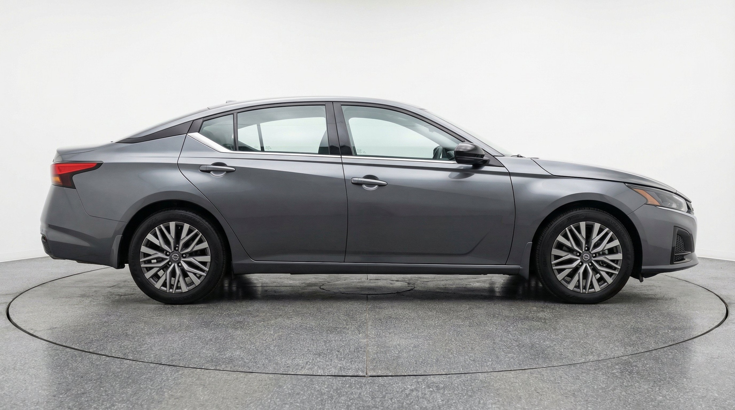 Thumbnail: 2025 Nissan Altima - 10