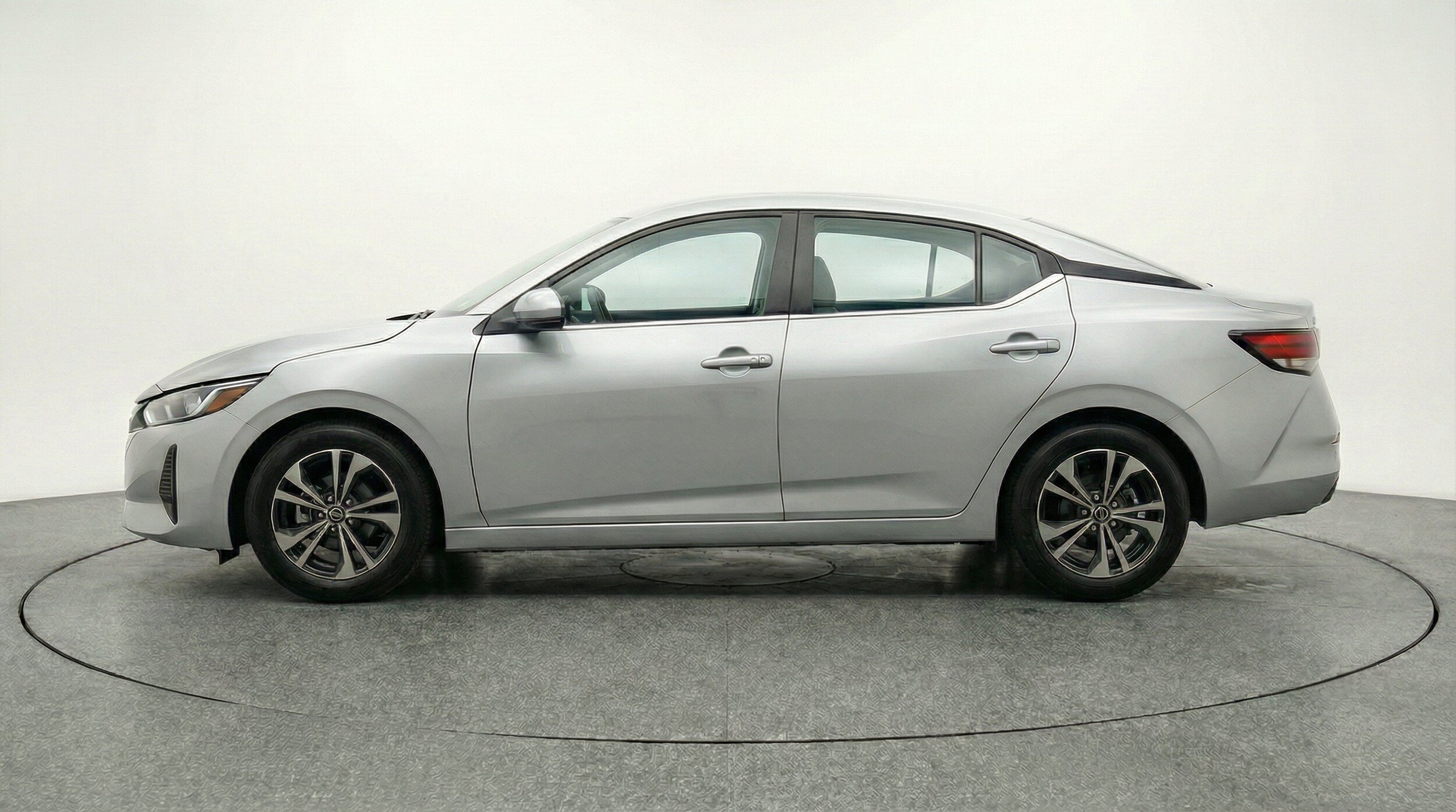 Thumbnail: 2025 Nissan Sentra - 5
