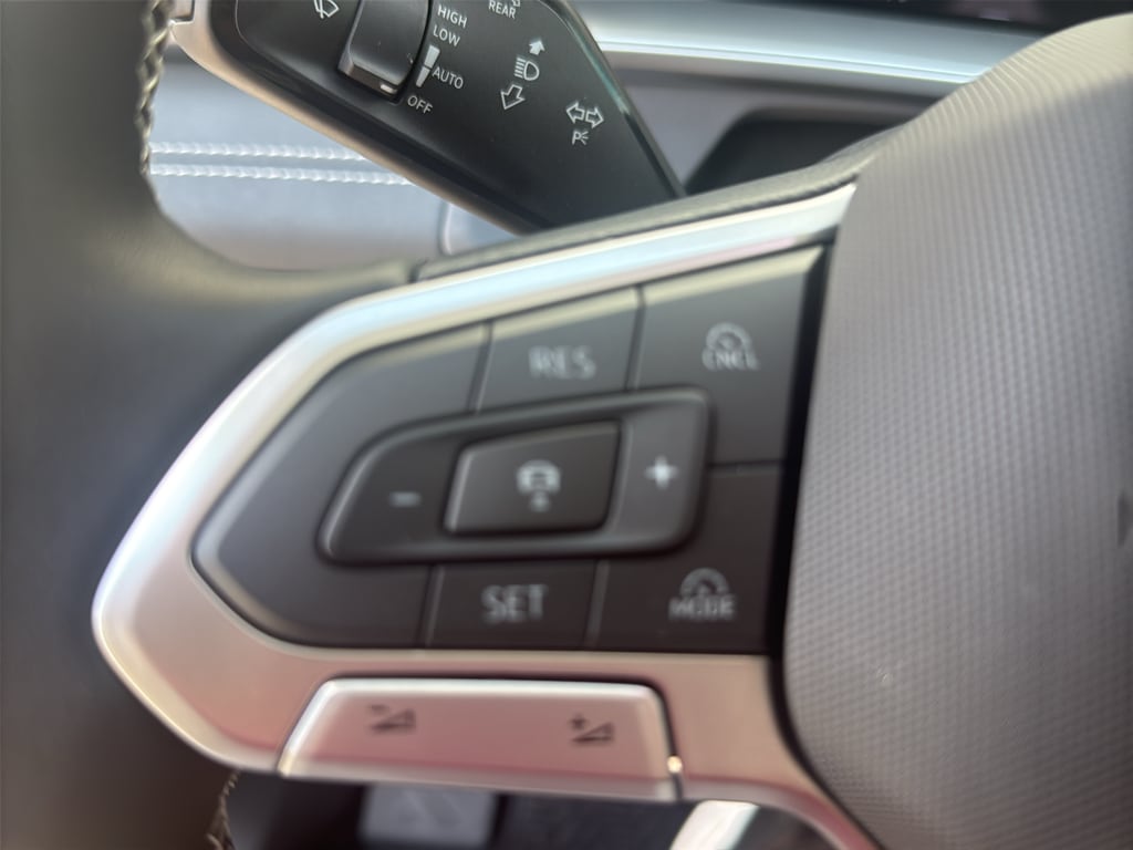 2026 Volkswagen Tiguan SE - Photo 15