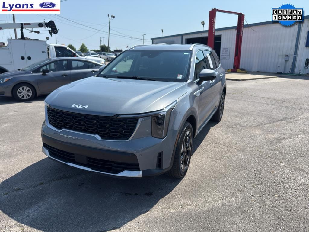 Used 2024 Kia Sorento S Sport Utility