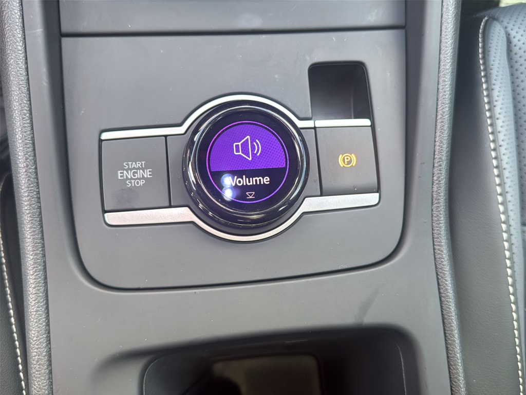 2026 Volkswagen Tiguan SE - Photo 12