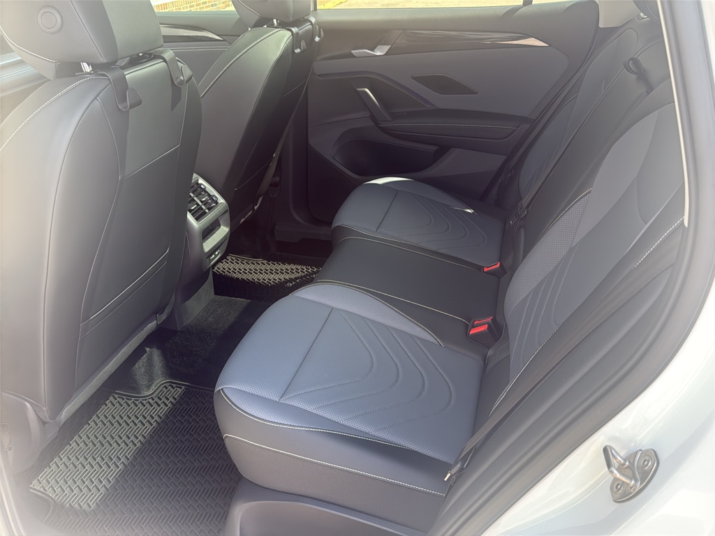 2026 Volkswagen Tiguan SE - Photo 19