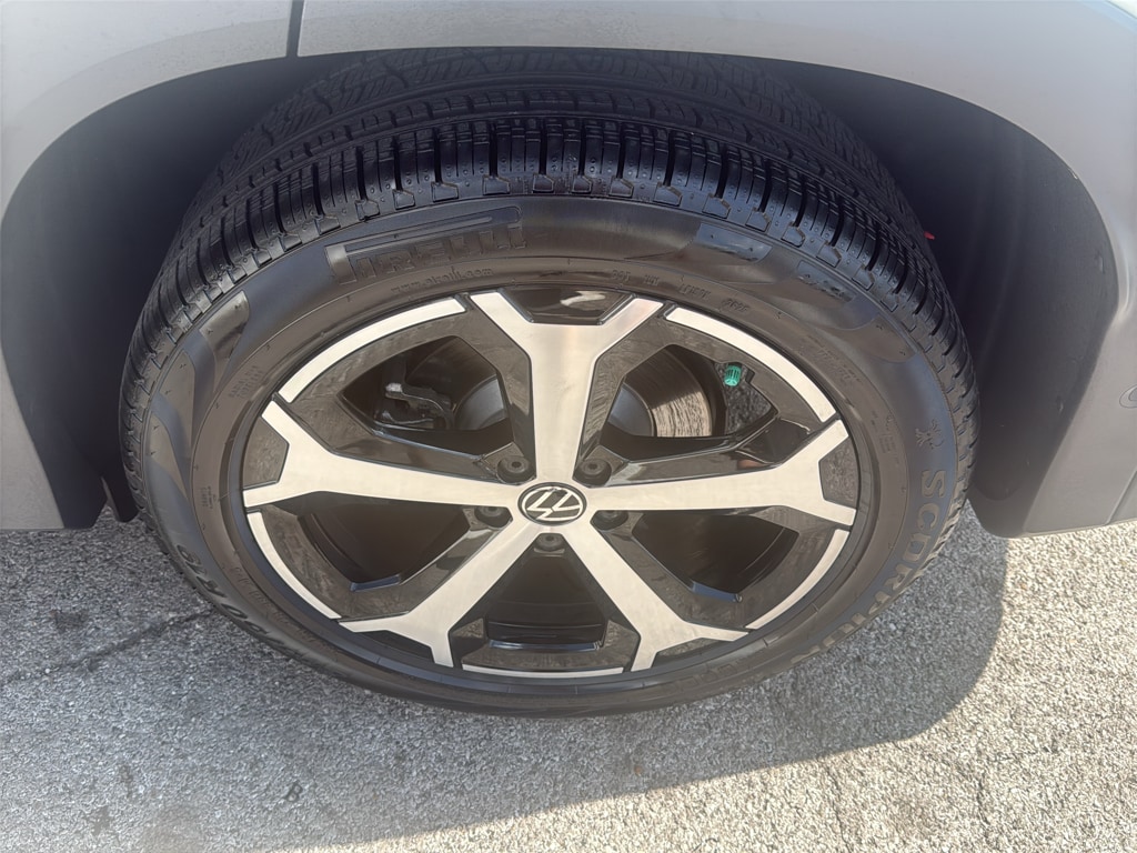 2026 Volkswagen Tiguan SE - Photo 27