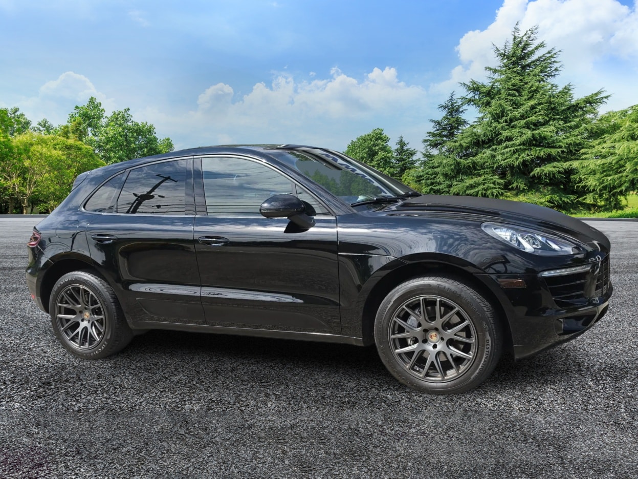 2017 Porsche Macan