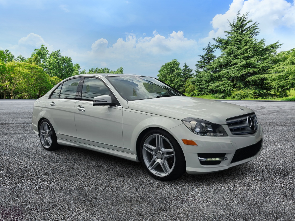  Mercedes-Benz C-Class
