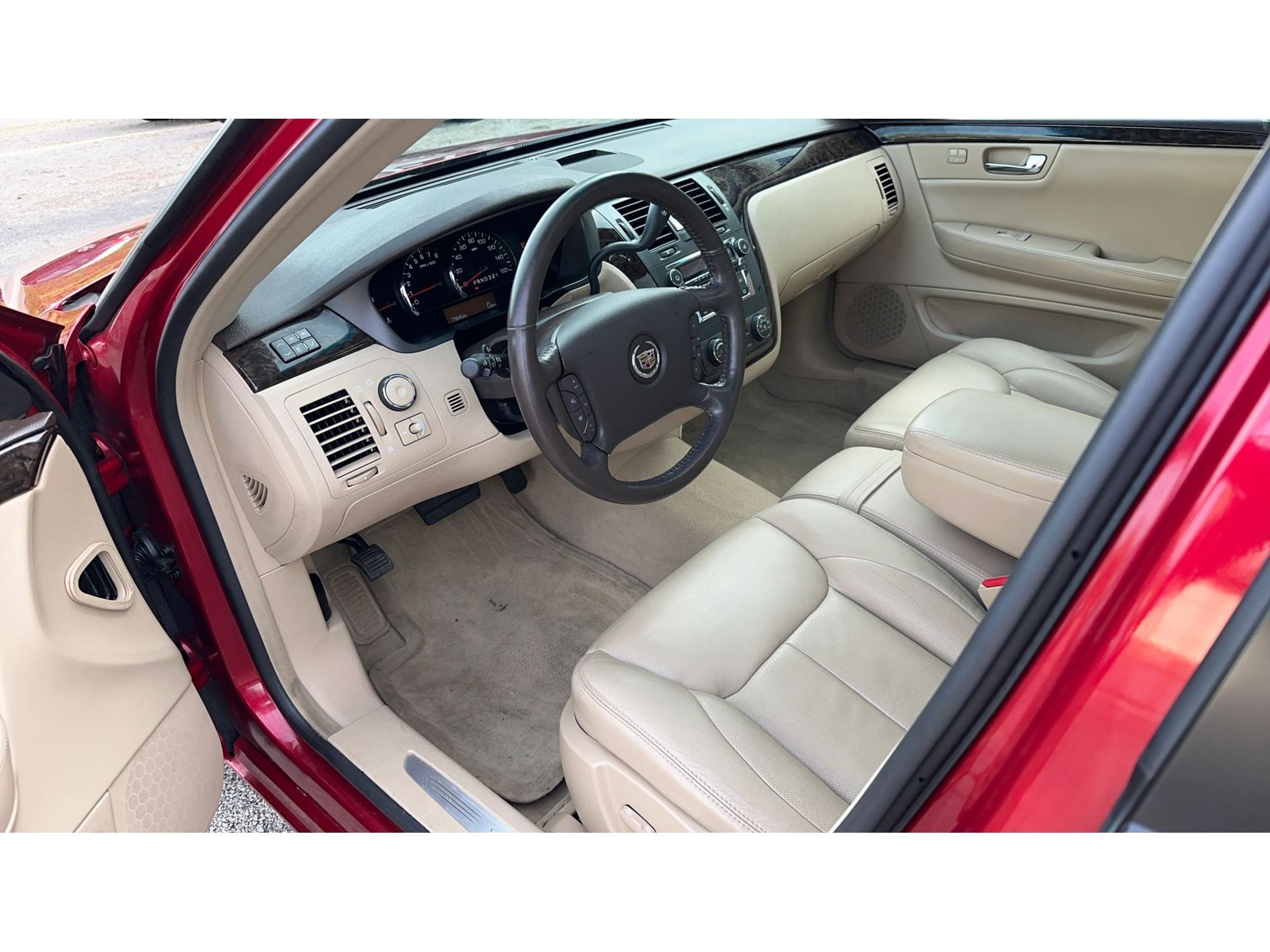 2008 Cadillac DTS 1SB - Photo 13