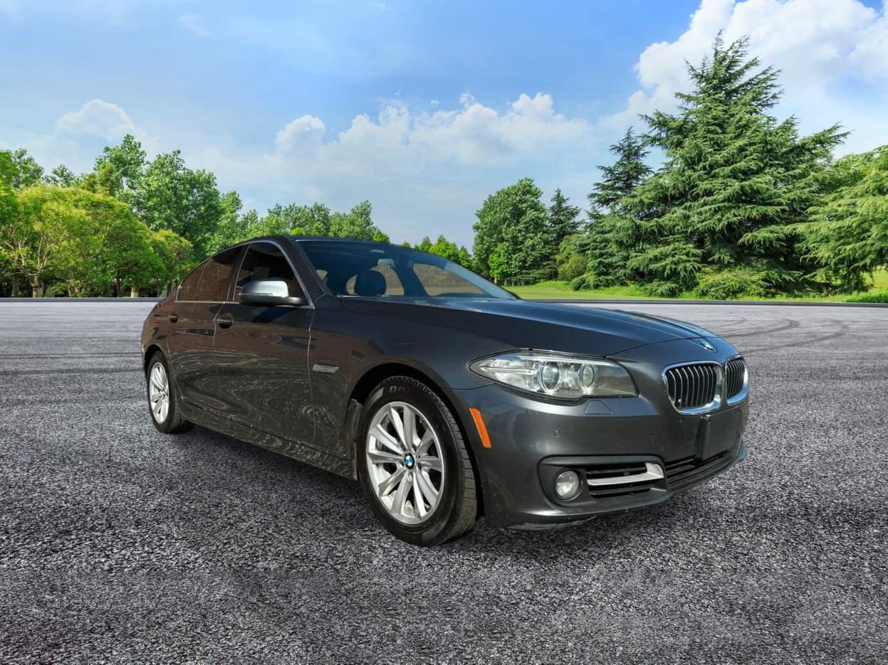 2016 BMW 5 Series 528i