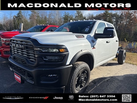 2026 Ram 3500 Chassis Cab TRADESMAN CREW   4X4 60' CA Pickup