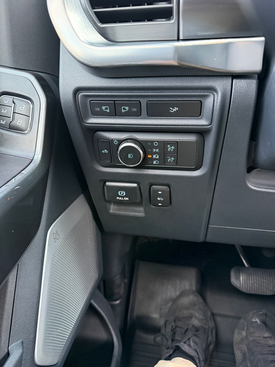 2022 Ford F-150 Lariat - Photo 28