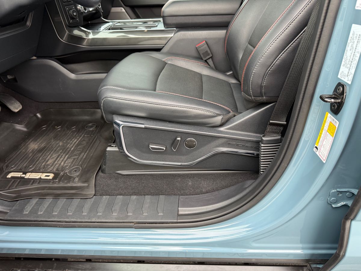 2023 Ford F-150 Lariat - Photo 25