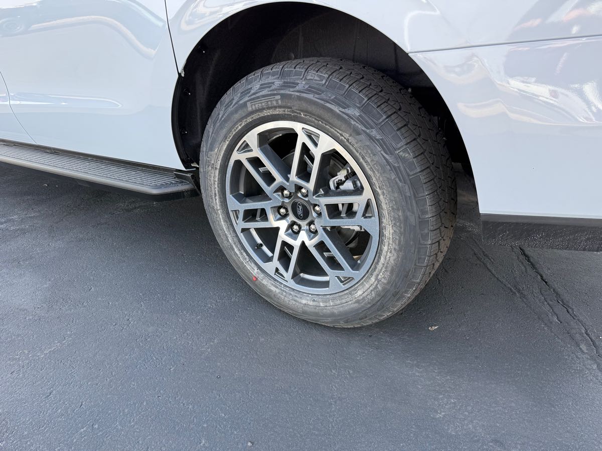 2026 Ford Expedition MAX Active - Photo 9