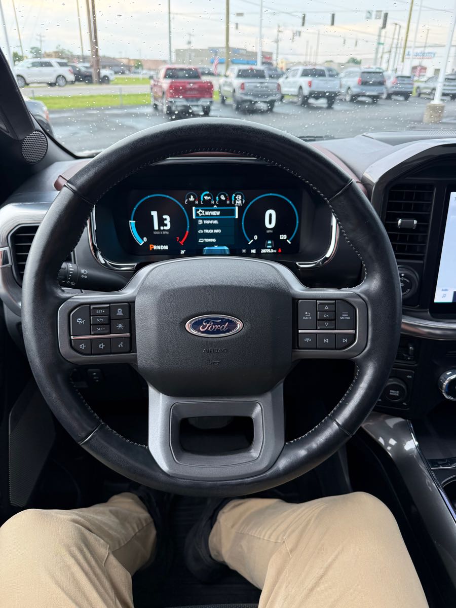 2023 Ford F-150 Lariat - Photo 12