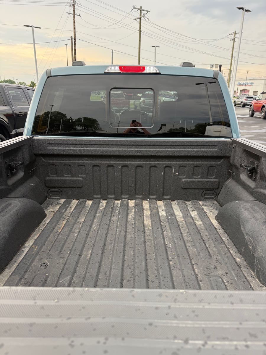 2023 Ford F-150 Lariat - Photo 8
