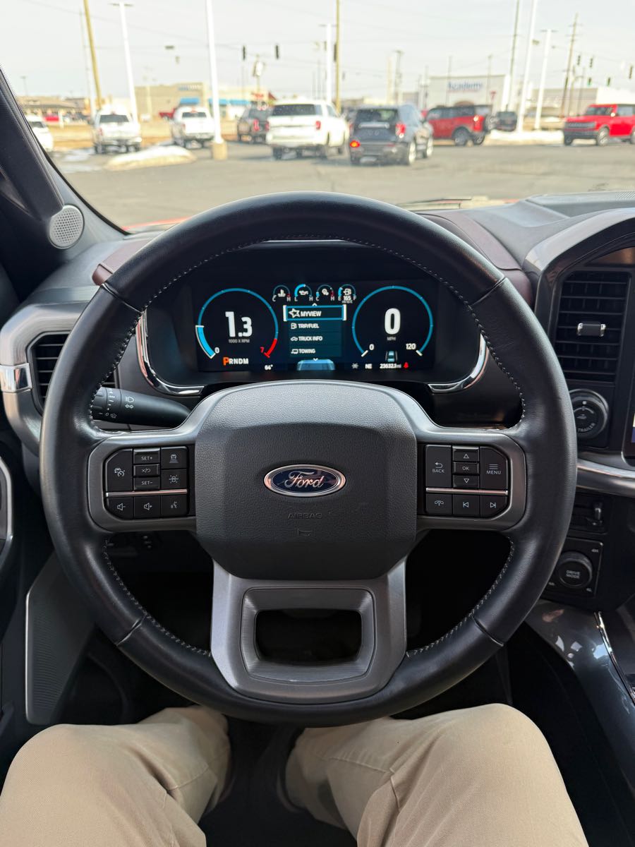 2022 Ford F-150 Lariat - Photo 14
