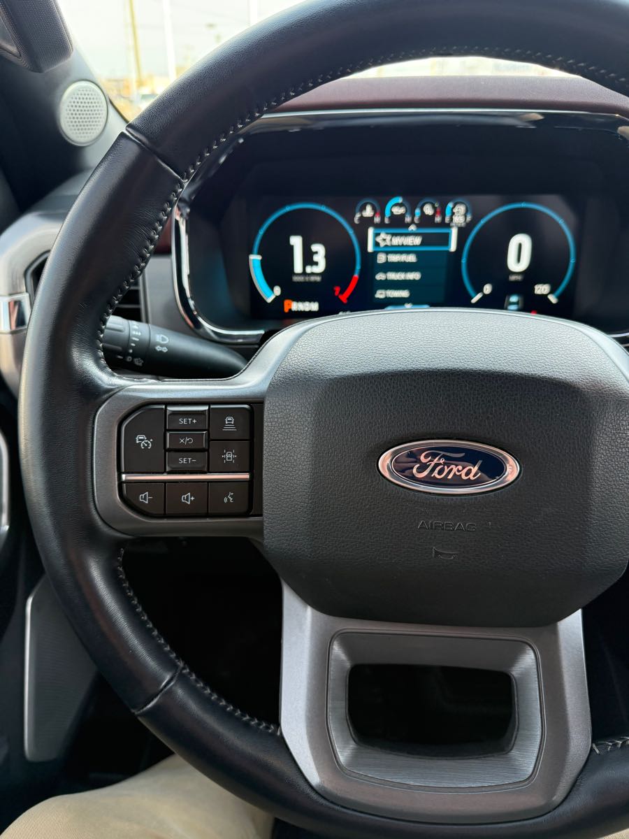 2022 Ford F-150 Lariat - Photo 16