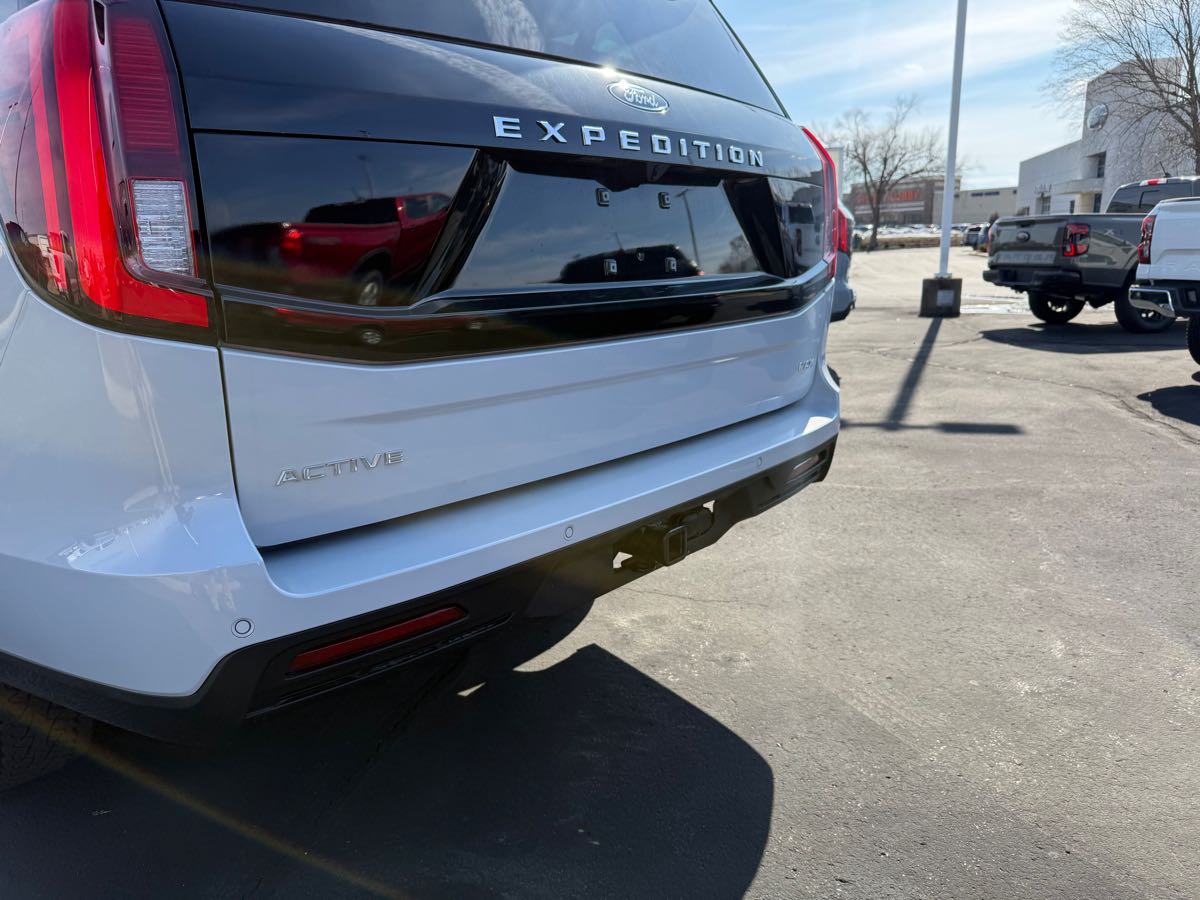 2026 Ford Expedition MAX Active - Photo 8