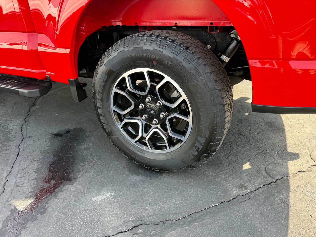 2022 Ford F-150 Lariat - Photo 11