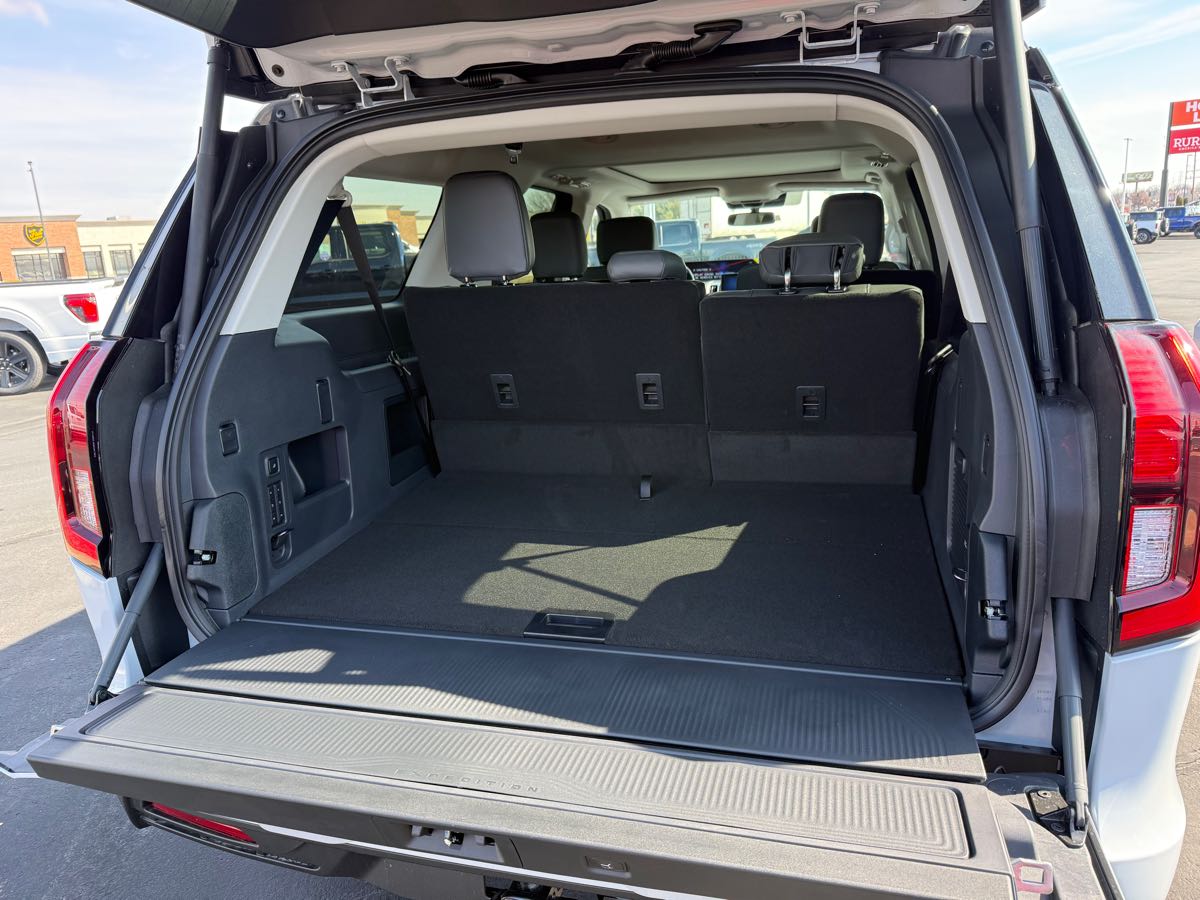 2026 Ford Expedition MAX Active - Photo 13